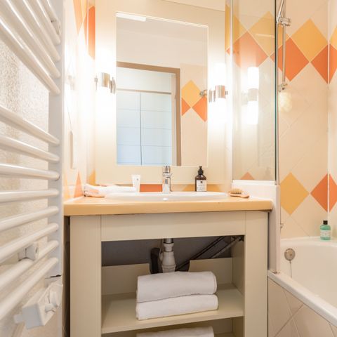 APARTMENT 5 people - - 1 bedroom - Terrace or balcony