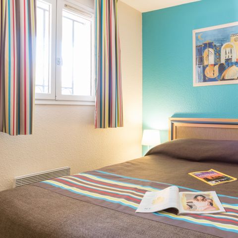 APARTMENT 7 people - - 1 bedroom + 1 sleeping alcove - Sea view - Terrace or balcony