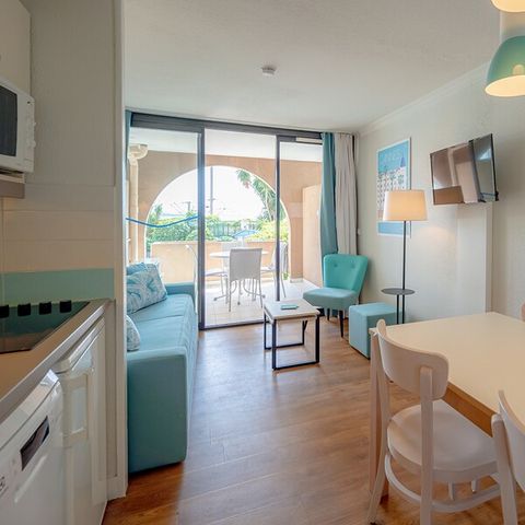 Apartment 4 persons - 1 bedroom - Air-conditioned - Terrace or balcony