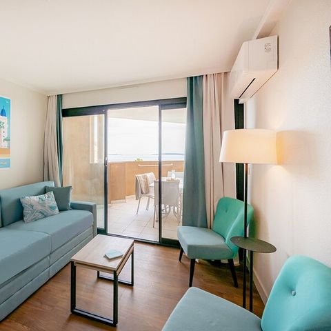 Apartment 6 persons - 1 bedroom - 1 sleeping - Alcove - Sea view - Air-conditioned - Terrace or balcony