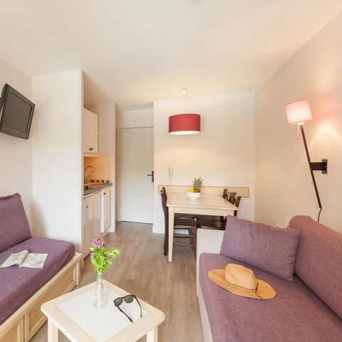 Studio 4 persons - 1 sleeping area - Terrace or balcony - Garden view - Renovated - Air-conditioned