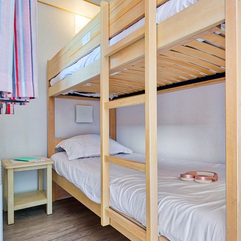 Apartment 6 persons - 1 bedroom + 1 sleeping area - Terrace or balcony - Garden view