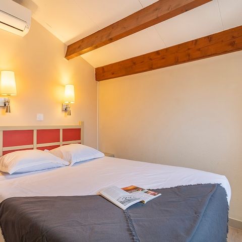 APARTMENT 7 people - - 1 bedroom + 1 sleeping alcove - Terrace or balcony - Seaview - South facing