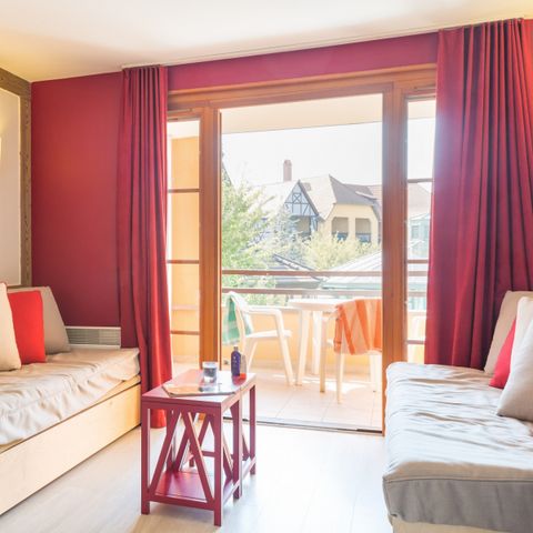 APARTMENT 4 people - - 1 bedroom - Garden view