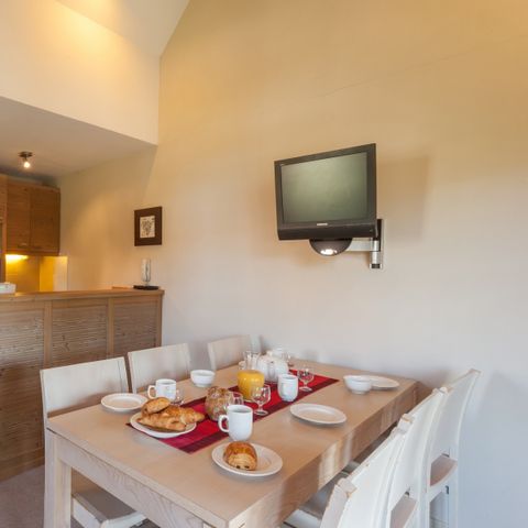 Apartment 6 persons - - 1 bedroom + 1 sleeping alcove