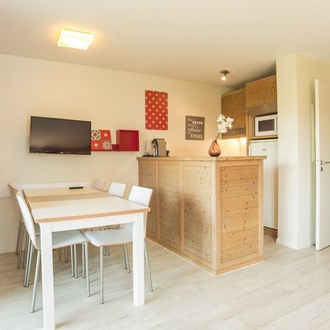 Apartment 6 persons - - 1 bedroom + 1 sleeping alcove - Garden view