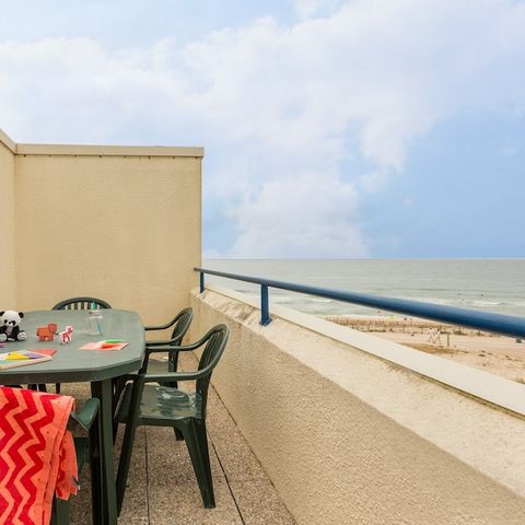APARTMENT 6 people - - 2 bedrooms - Balcony - Sea view