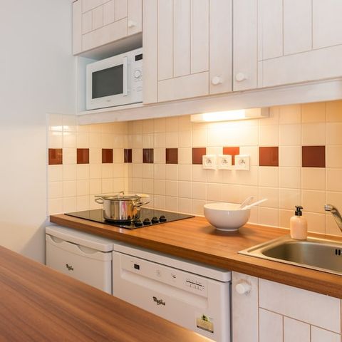APARTMENT 4 people - - 1 bedroom
