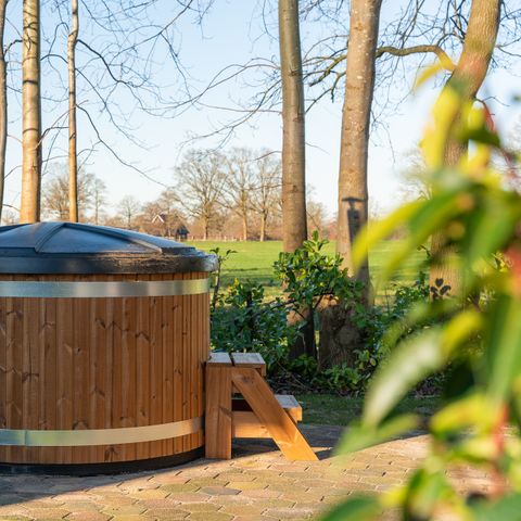CHALET 4 people - Meadowview with hot tub