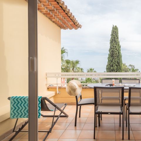 APARTMENT 6 people - - 1 bedroom + 1 sleeping alcove - Terrace or Balcony