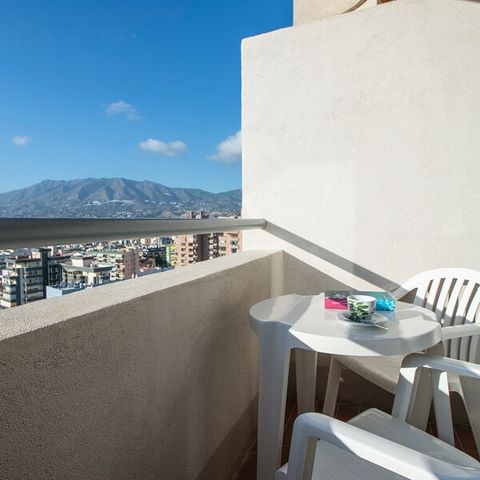 BEDROOM 2 people - Single room - Balcony
