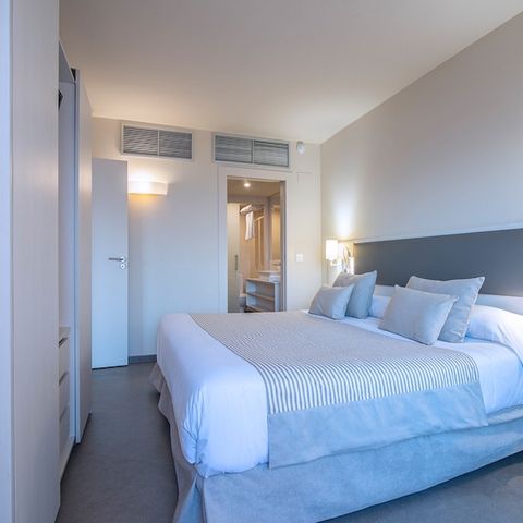 BEDROOM 2 people - Junior Suite Balcony - Sea view - 1 bedroom