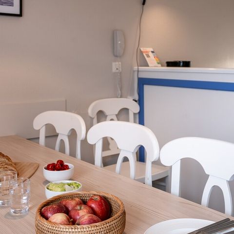 Apartment 8 persons - - 2 bedroom + 1 sleeping alcove - Terrace or balcony - Sea view