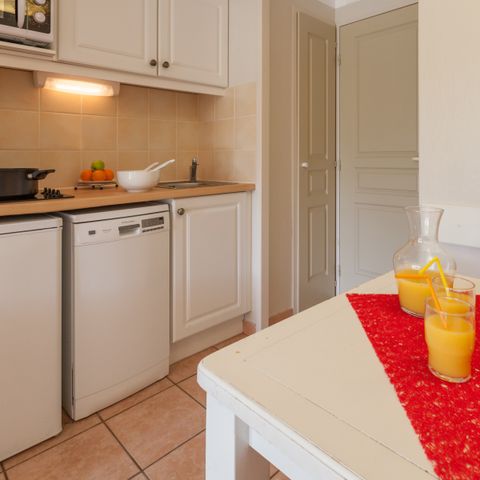 APARTMENT 4 people - 1 bedroom - Terrace or balcony -Air-conditioned