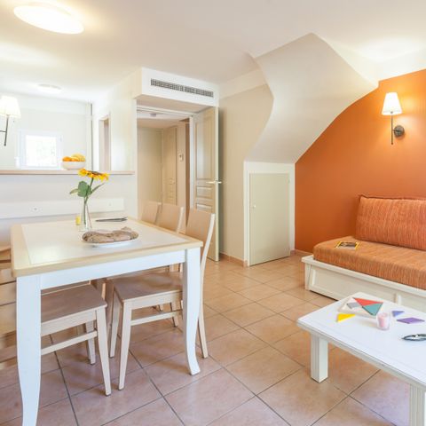 HOUSE 8 people - 2 bedrooms + 1 sleeping alcove - Triplex - Terrace - Air conditioned
