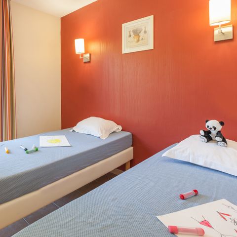 HOUSE 8 people - 2 bedrooms + 1 sleeping alcove - Triplex - Terrace - Air conditioned