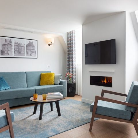 APARTMENT 6 people - - 2 bedroom - Customs building