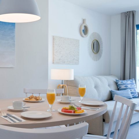 APARTMENT 6 people - (max 4 adults) Standard