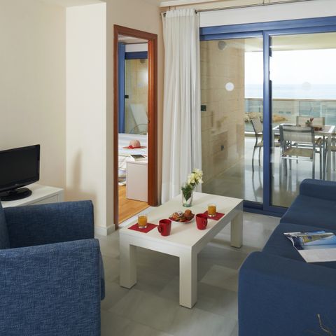 Apartment 5 persons - (max. 4 adults) Standard Sea view