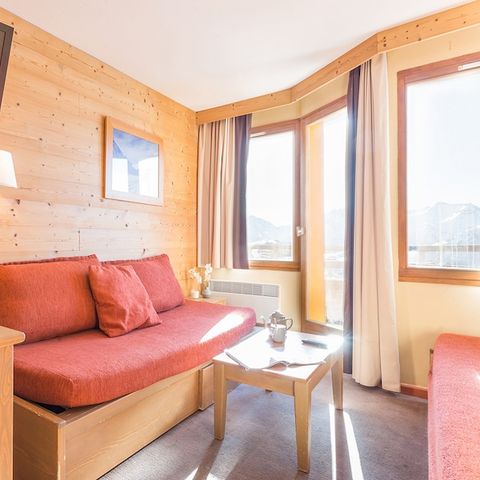 APARTMENT 6 people - - 1 bedroom + 1 sleeping alcove - Duplex