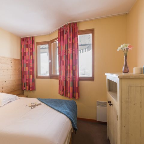 APARTMENT 4 people - - 1 bedroom