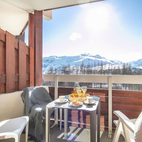 Studio 4 persons - 1 sleeping area - South facing - Renovated