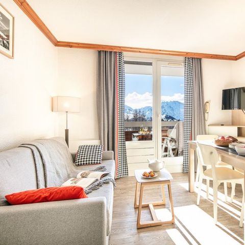 Studio 4 persons - 1 sleeping area - South facing - Renovated