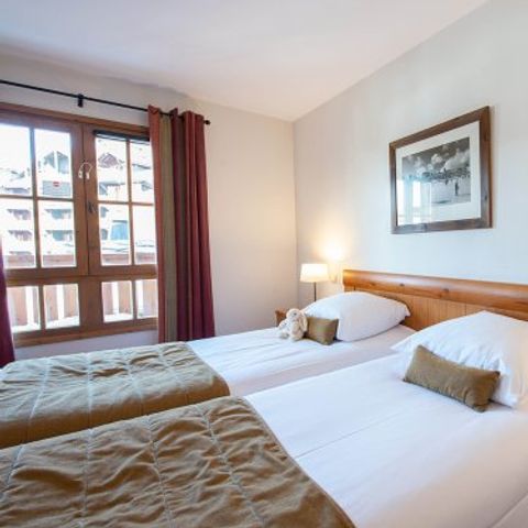 Apartment 6 persons - Flat 6 people - 2 bedrooms - Outdoor swimming pool (AWL36)