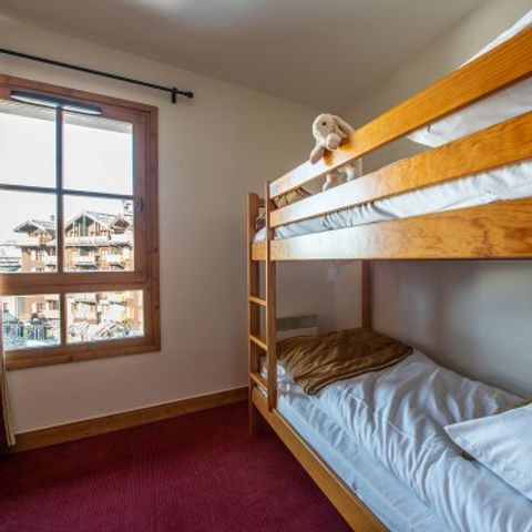 Apartment 8 persons - Flat 8 people - 3 bedrooms - Outdoor swimming pool (AWL48)