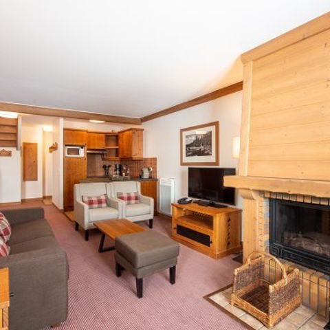 Apartment 10 persons - Flat 10 people - 4 bedrooms - Outdoor swimming pool (AWL510P)