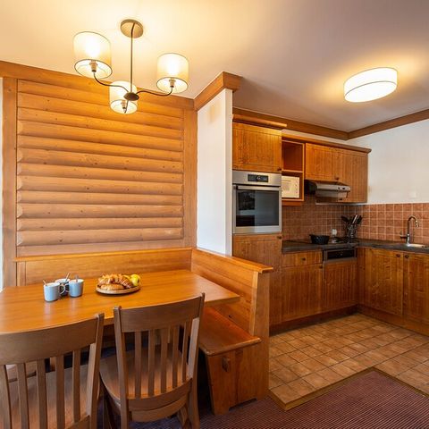 Apartment 6 persons - 2 bedrooms - Outdoor swimming pool - Balcony