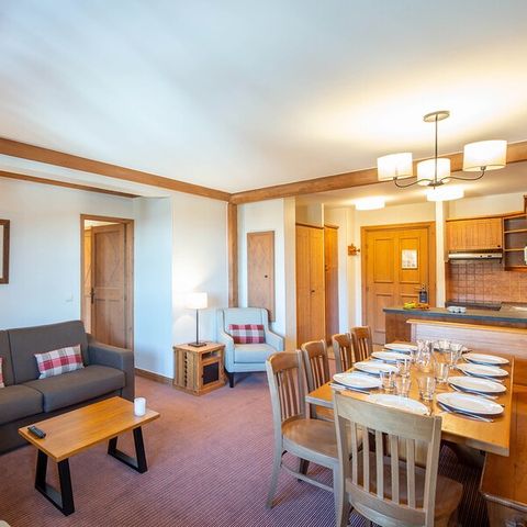 Apartment 8 persons - 3 bedrooms - Outdoor swimming pool - Balcony