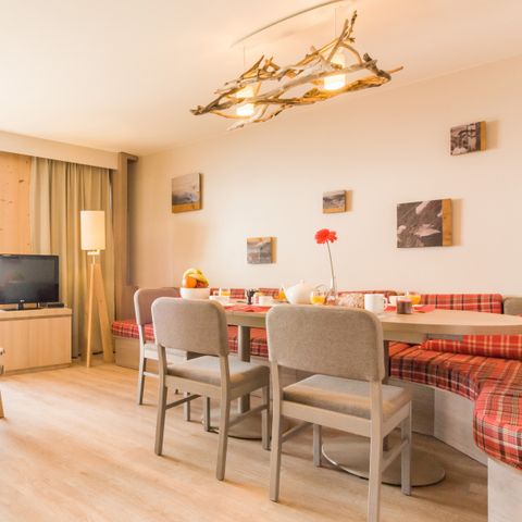 Apartment 6 persons - 2 bedrooms - Balcony - Mountain view