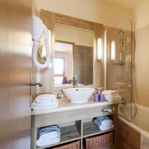 APARTMENT 6 people - Superior