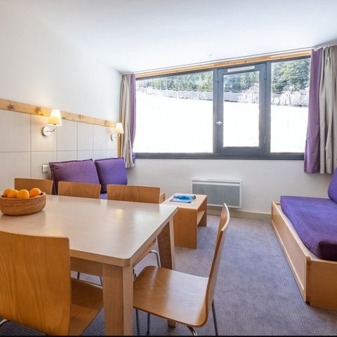 APARTMENT 6 people - - 2 bedrooms