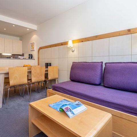 APARTMENT 6 people - - 2 bedrooms