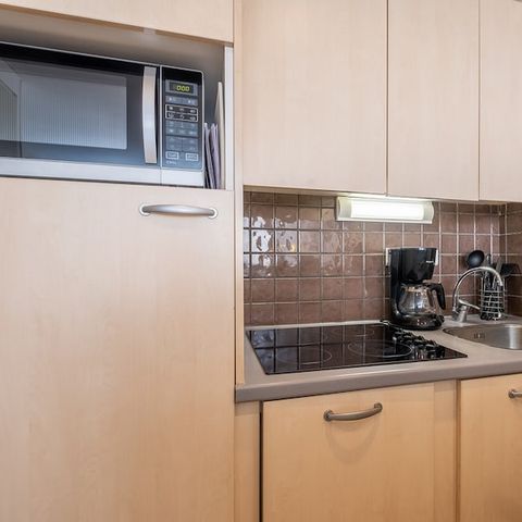 APARTMENT 6 people - - 2 bedrooms