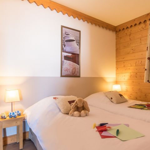 APARTMENT 7 people - - 2 bedrooms + 1 sleeping alcove