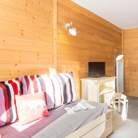 APARTMENT 7 people - Standard (max. 6 adults)