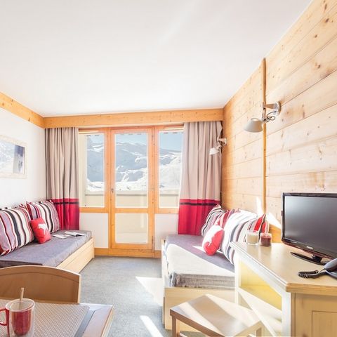 APARTMENT 7 people - Standard (max. 6 adults)