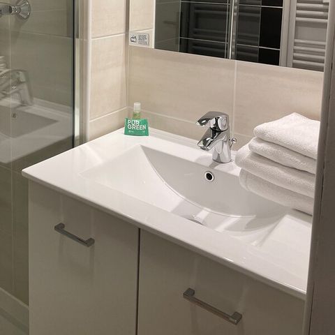 Apartment 6 persons - 2 bedrooms Balcony - Renovated