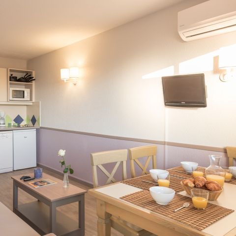 APARTMENT 4 people - - 1 sleeping alcove - Sea view - Air conditioned
