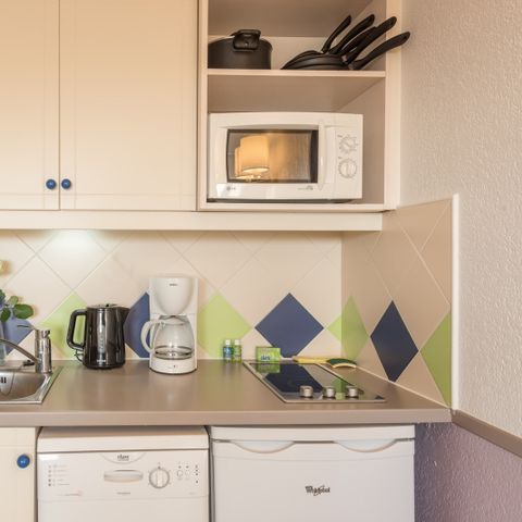 APARTMENT 4 people - - 1 sleeping alcove - Sea view - Air conditioned