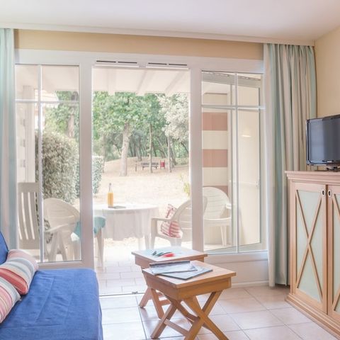 APARTMENT 4 people - - 1 bedroom - Terrace or balcony - South facing