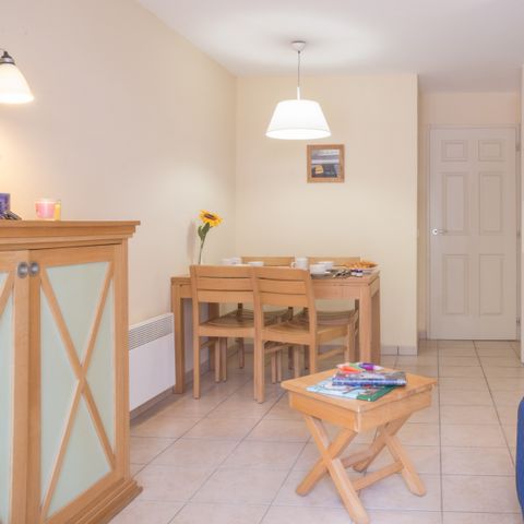 APARTMENT 4 people - - 1 bedroom - Terrace or balcony - South facing