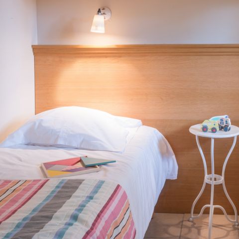 APARTMENT 4 people - - 1 bedroom - Terrace or balcony - South facing