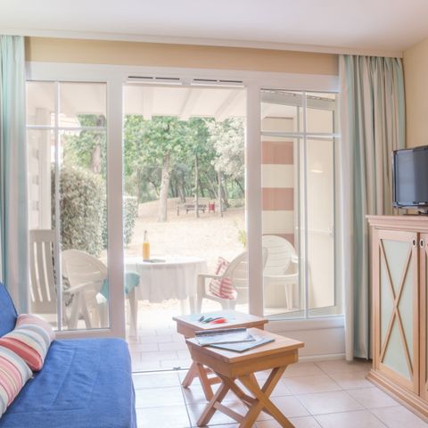 APARTMENT 4 people - - 1 bedroom - Terrace or balcony - South facing