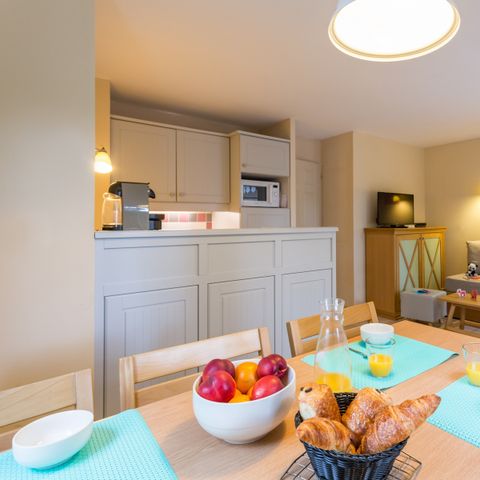 APARTMENT 6 people - - 1 bedroom + 1 sleeping alcove - Terrace or balcony - South facing