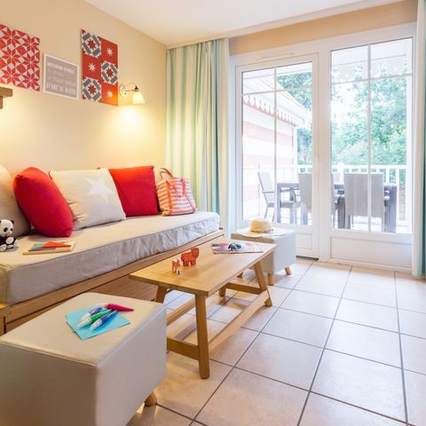 APARTMENT 6 people - - 1 bedroom + 1 sleeping alcove - Terrace or balcony - South facing