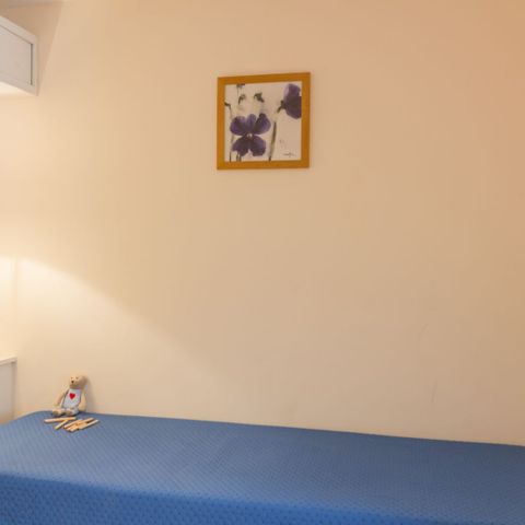 APARTMENT 4 people - - 1 sleeping alcove - Balcony